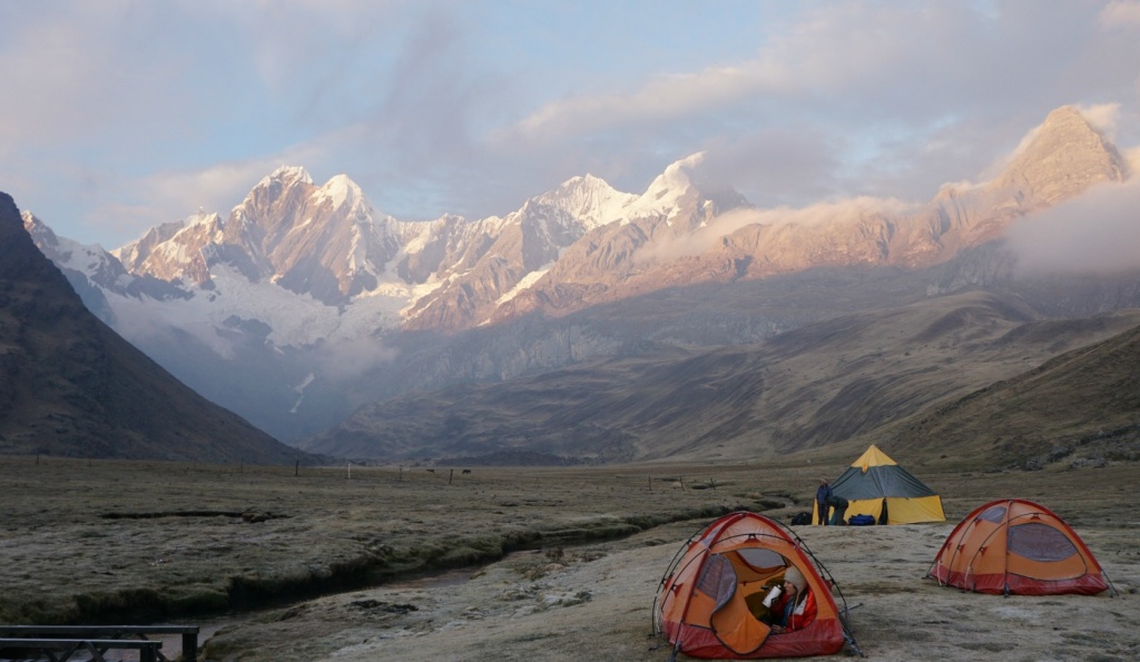 tents in Huayhuash