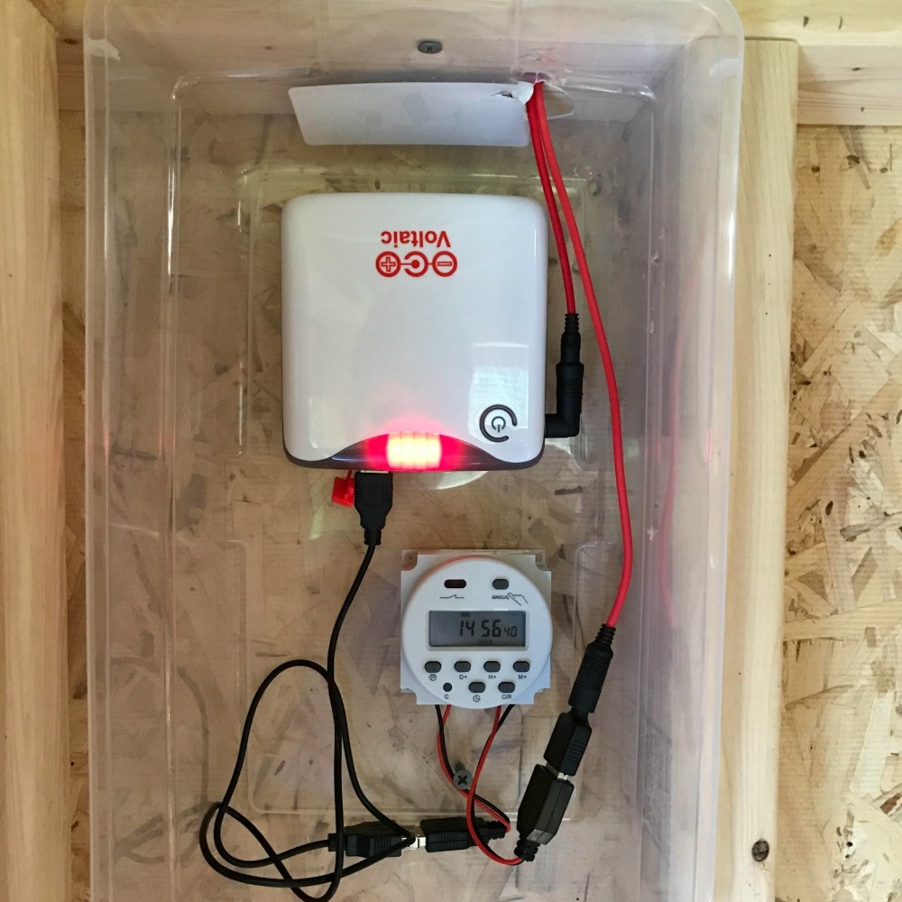 battery and timer setup chicken coop, Offgrid Chicken Coop