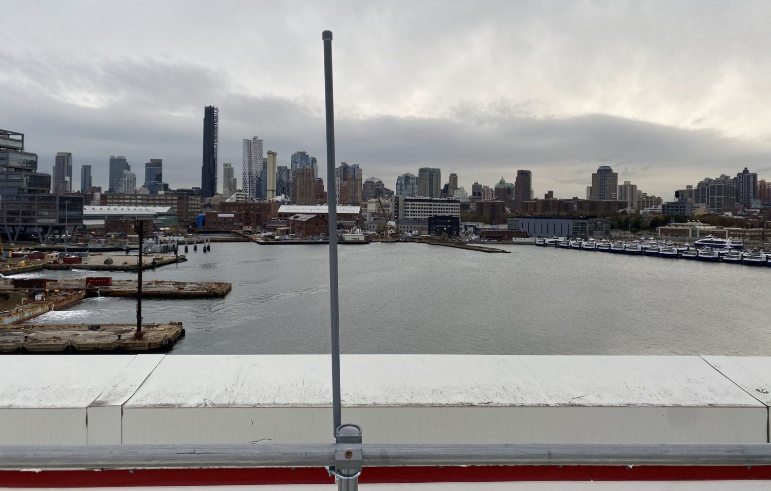 LoRaWAN antenna solar powered